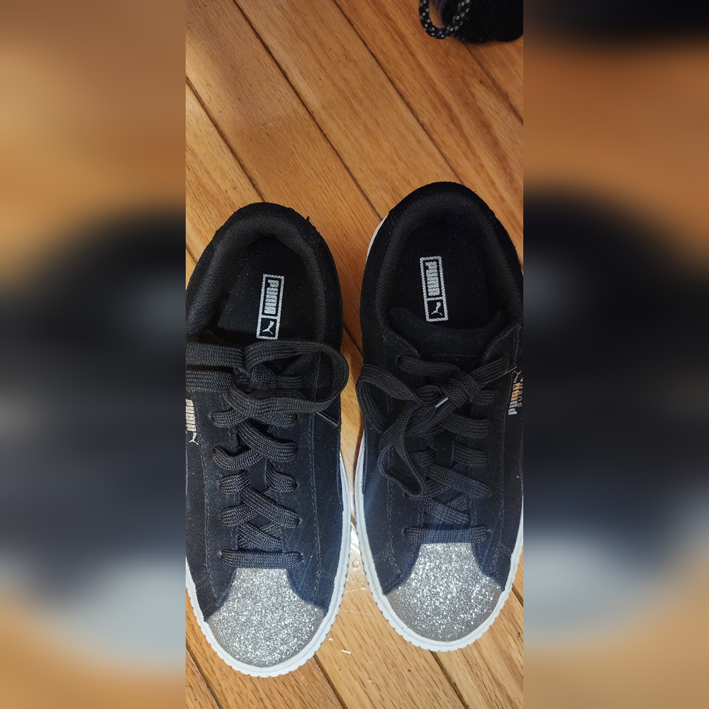 Puma Suede Platform Glam Sneakers NWOT. - Picture 5 of 11